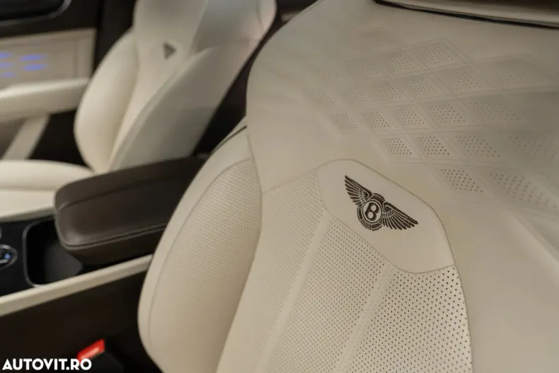 Bentley Bentayga din 2023 cu 17.700 km - oferta BEN196383 - foto 22