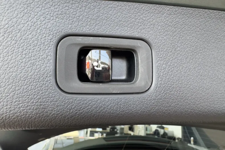 Mercedes-Benz GLC din 2025 cu 21.136 km - oferta MER196387 - foto 10