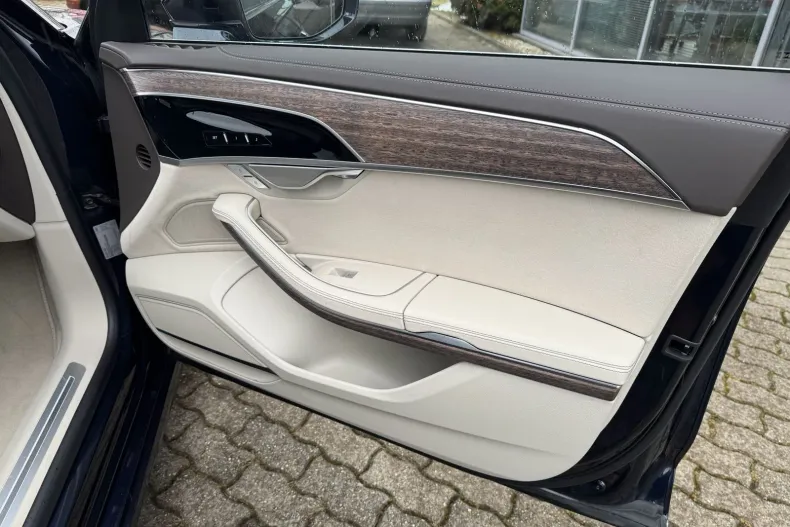 Audi A8 din 2023 cu 100 km - oferta AUD196390 - foto 16