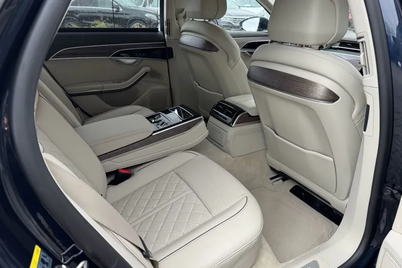 Audi A8 din 2023 cu 100 km - oferta AUD196390 - foto 18