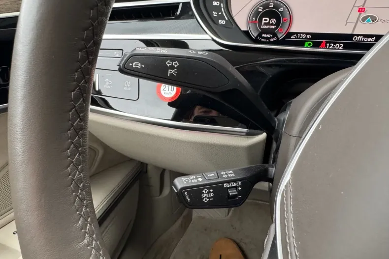 Audi A8 din 2023 cu 100 km - oferta AUD196390 - foto 36