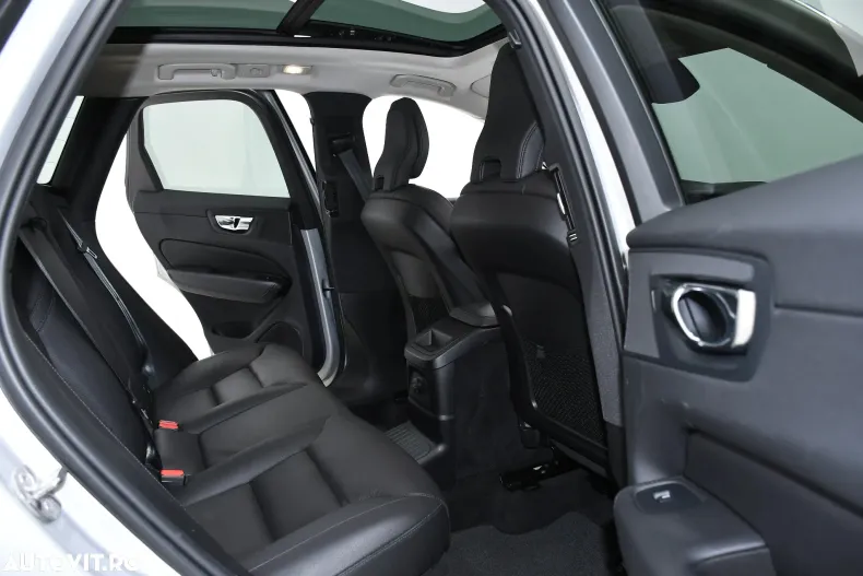 Volvo XC60 din 2022 cu 109.000 km - oferta VOL196392 - foto 6