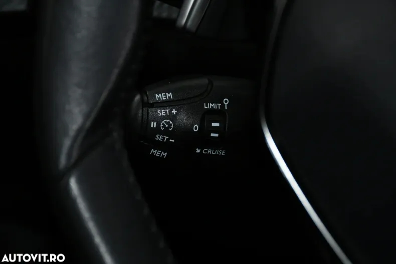 Peugeot 2008 din 2021 cu 122.000 km - oferta PEU196393 - foto 27