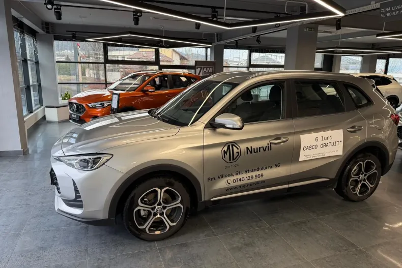 MG ZS HEV din 2025 cu 3.000 km - oferta MG0196395 - foto 1