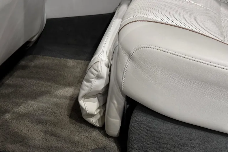 Mercedes-Benz GLS Maybach din 2021 cu 96.000 km - oferta MER196396 - foto 22