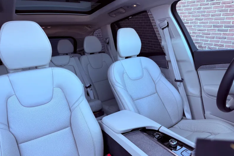 Volvo XC90 din 2023 cu 110.000 km - oferta VOL196402 - foto 25