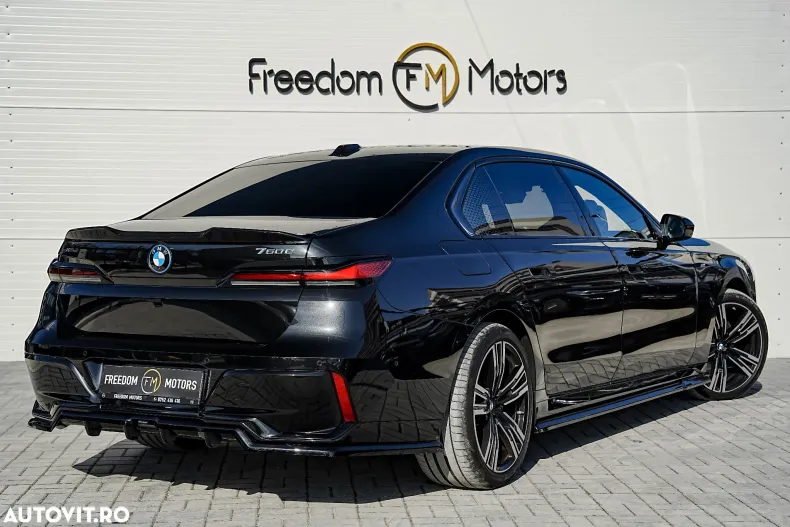 BMW 750e (Seria 7) din 2024 cu 7.700 km - oferta BMW196404 - foto 4