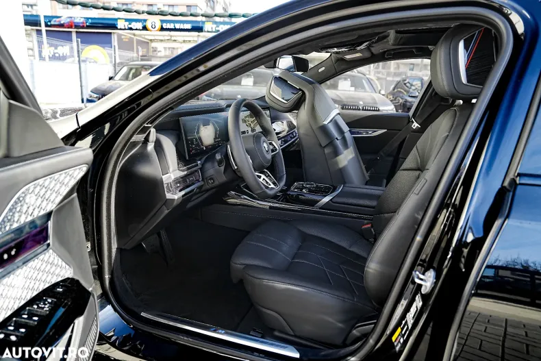 BMW 750e (Seria 7) din 2024 cu 7.700 km - oferta BMW196404 - foto 10