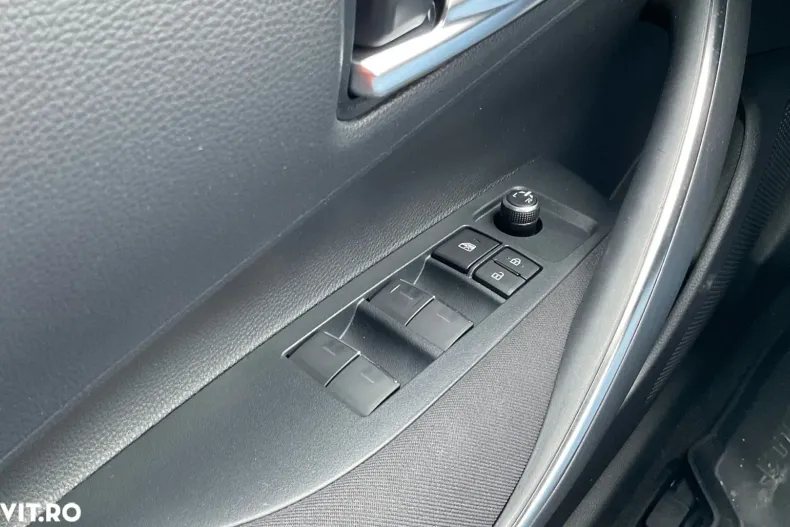 Toyota Corolla din 2021 cu 32.969 km - oferta TOY196406 - foto 32