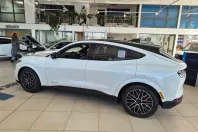 Ford Mustang Mach-E din 2025 cu 2 km - oferta FOR196409 - foto 6