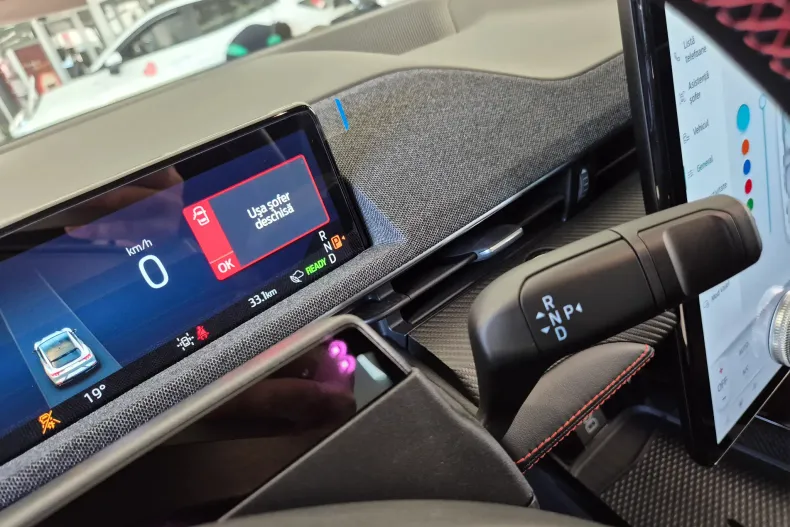 Ford Mustang Mach-E din 2025 cu 2 km - oferta FOR196409 - foto 31