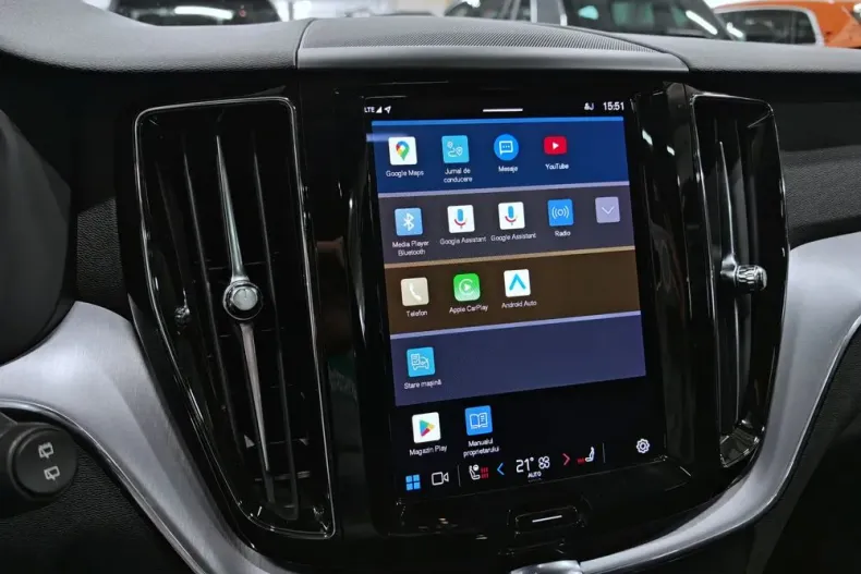 Volvo XC60 din 2021 cu 105.580 km - oferta VOL196415 - foto 11