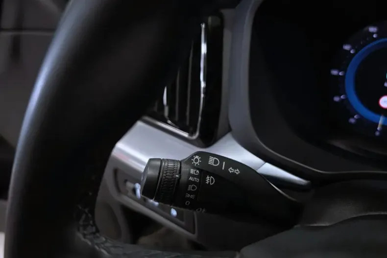 Volvo XC60 din 2021 cu 105.580 km - oferta VOL196415 - foto 22