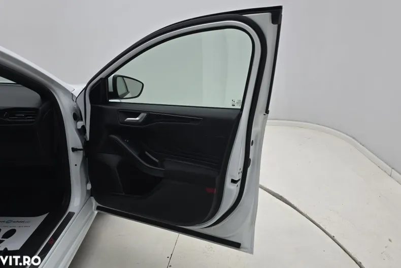 Ford Focus din 2020 cu 97.551 km - oferta FOR196420 - foto 17