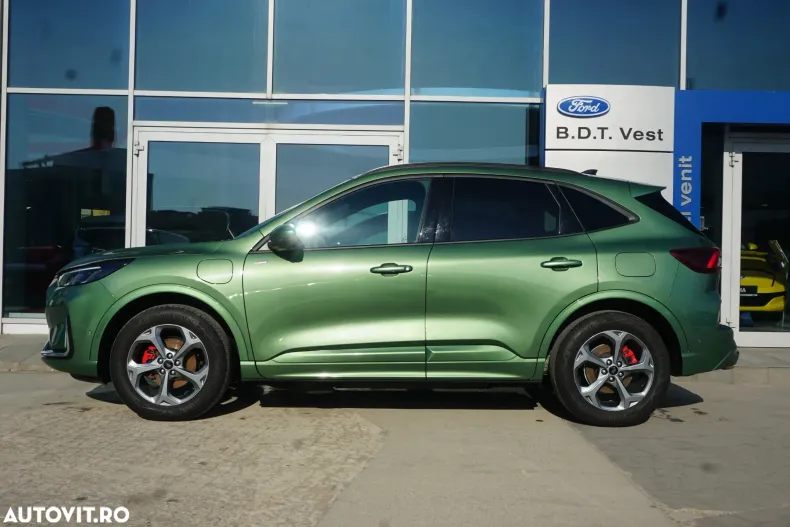 Ford Kuga din 2024 cu 23.564 km - oferta FOR196425 - foto 4