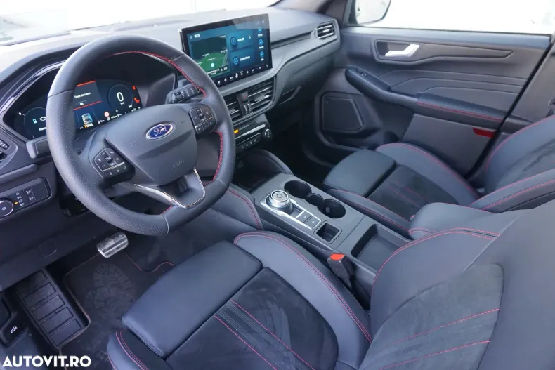 Ford Kuga din 2024 cu 23.564 km - oferta FOR196425 - foto 8