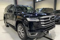 Toyota Land Cruiser 300 din 2025 cu 10 km - oferta TOY196426 - foto 1
