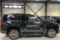 Toyota Land Cruiser 300 din 2025 cu 10 km - oferta TOY196426 - foto 2