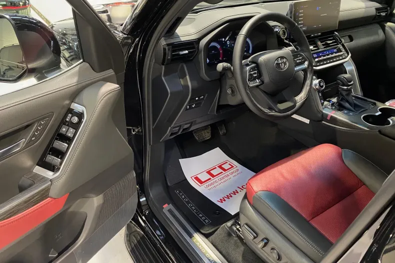 Toyota Land Cruiser 300 din 2025 cu 10 km - oferta TOY196426 - foto 9