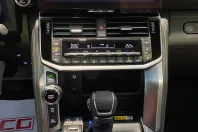 Toyota Land Cruiser 300 din 2025 cu 10 km - oferta TOY196426 - foto 13