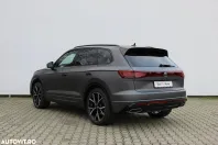 Volkswagen Touareg din 2025 cu 3.500 km - oferta VOL196427 - foto 3