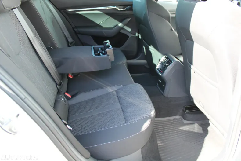 Skoda Octavia din 2022 cu 48.080 km - oferta SKO196428 - foto 13