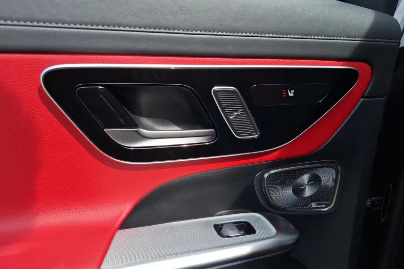 Mercedes-Benz GLC din 2024 cu 36.680 km - oferta MER196429 - foto 23