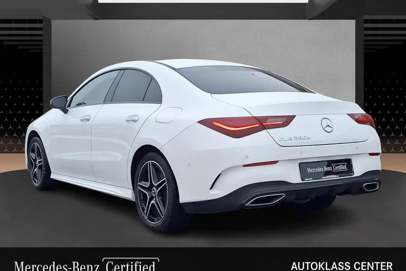 Mercedes-Benz CLA 250 (Clasa CLA) din 2024 cu 20.000 km - oferta MER196430 - foto 4