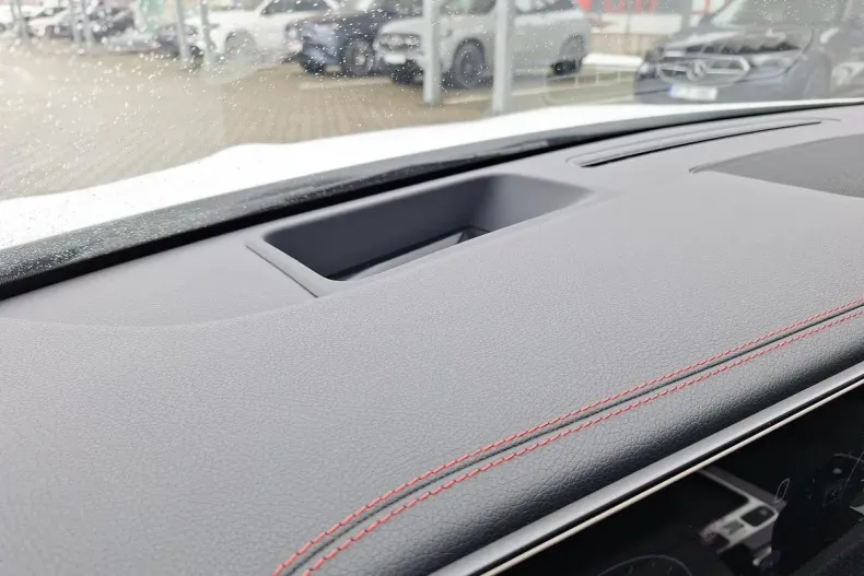 Mercedes-Benz CLA 250 (Clasa CLA) din 2024 cu 20.000 km - oferta MER196430 - foto 18