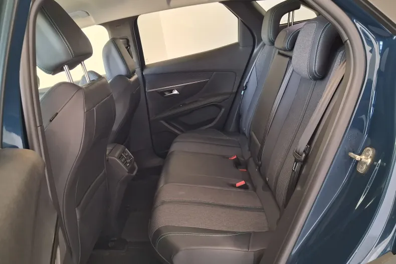 Peugeot 3008 din 2021 cu 96.423 km - oferta PEU196434 - foto 30