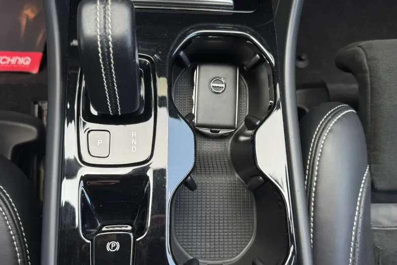 Volvo XC40 din 2020 cu 94.223 km - oferta VOL196437 - foto 17