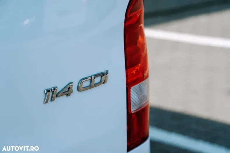 Mercedes-Benz Vito din 2025 cu 15.296 km - oferta MER196438 - foto 13