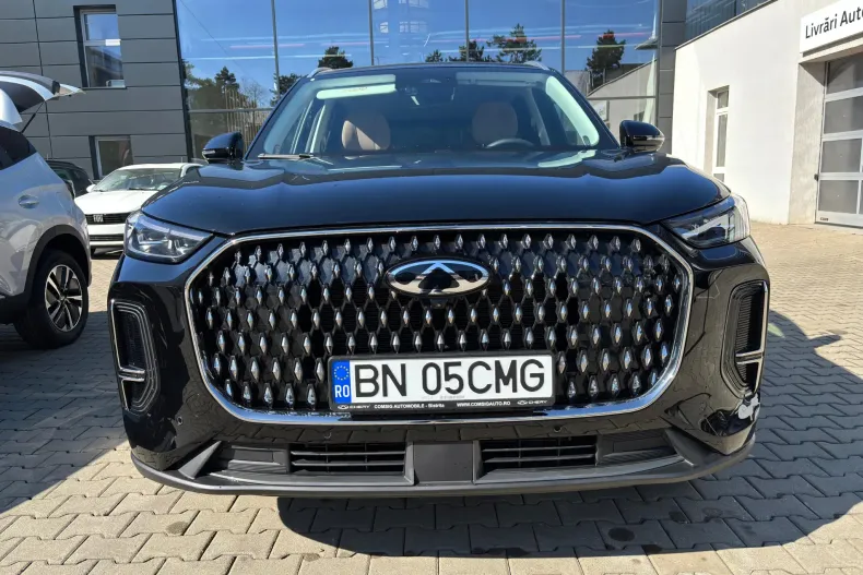 Chery Tiggo 9 din 2025 cu 2.371 km - oferta CHE196443 - foto 5