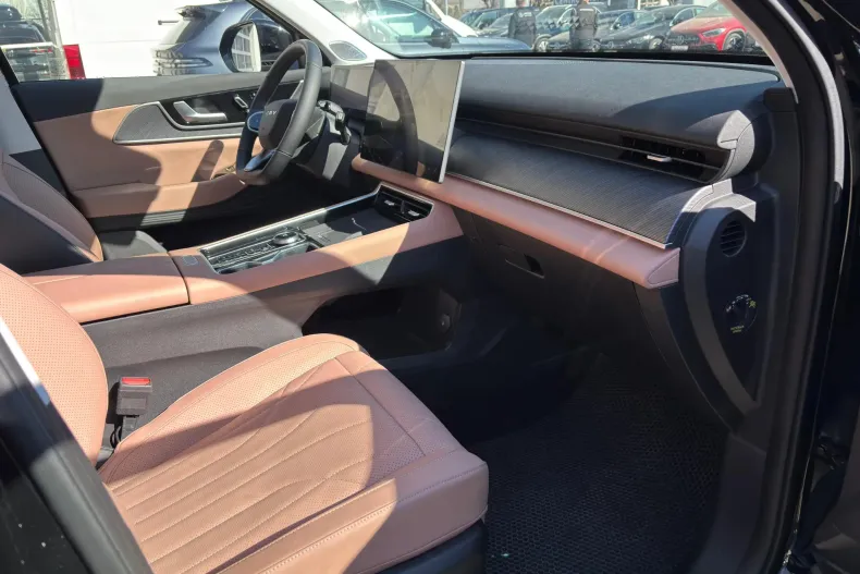 Chery Tiggo 9 din 2025 cu 2.371 km - oferta CHE196443 - foto 8