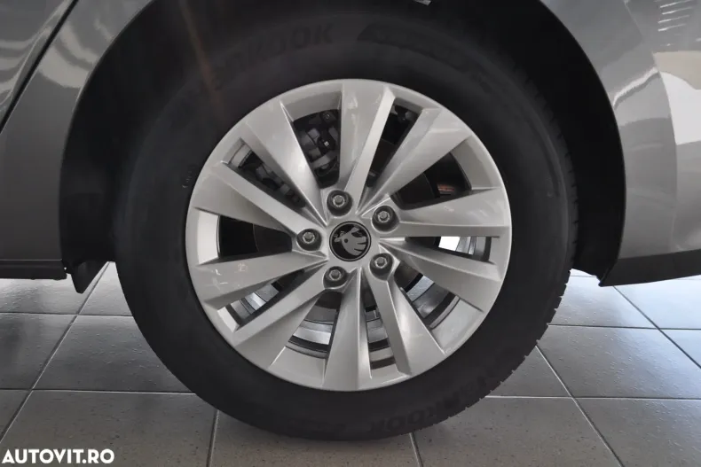 Skoda Octavia din 2026 cu 6 km - oferta SKO196445 - foto 4