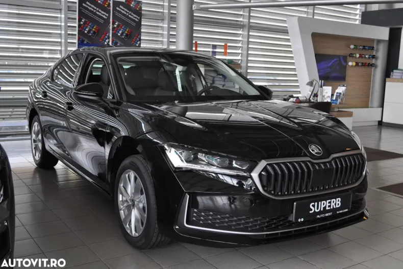 Skoda Superb din 2026 cu 6 km - oferta SKO196446 - foto 4