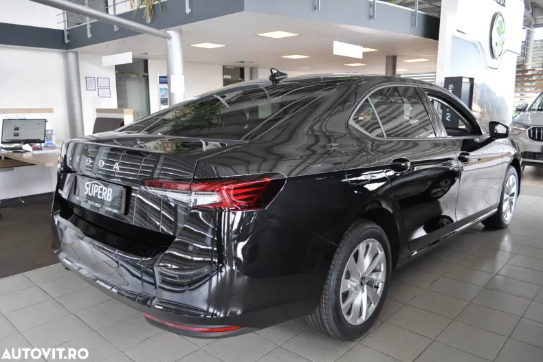 Skoda Superb din 2026 cu 6 km - oferta SKO196446 - foto 6