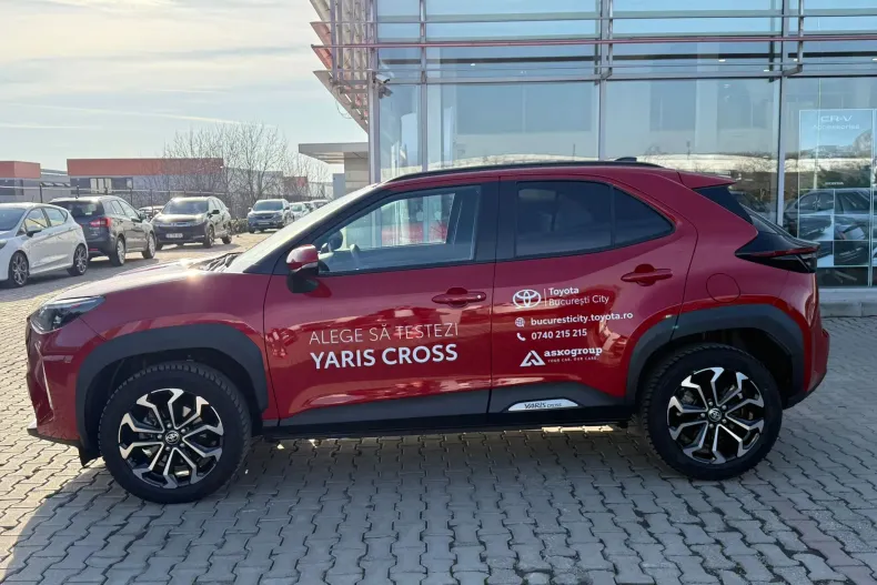 Toyota Yaris din 2025 cu 5.084 km - oferta TOY196448 - foto 5