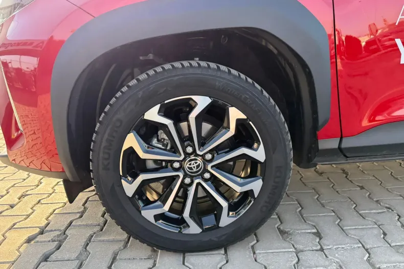 Toyota Yaris din 2025 cu 5.084 km - oferta TOY196448 - foto 12