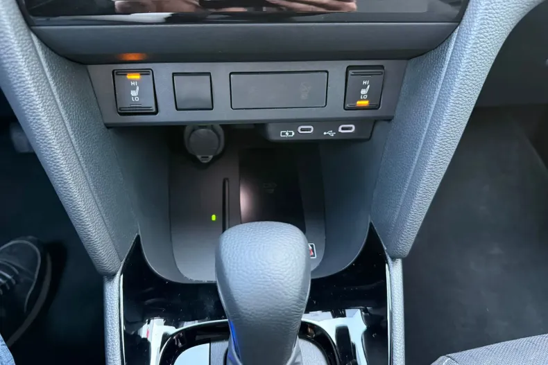 Toyota Yaris din 2025 cu 5.084 km - oferta TOY196448 - foto 19