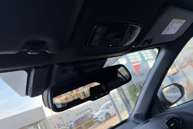 Toyota Yaris din 2025 cu 5.084 km - oferta TOY196448 - foto 22