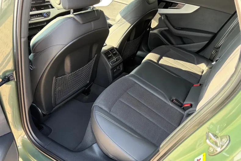 Audi A4 din 2023 cu 26.438 km - oferta AUD196450 - foto 17