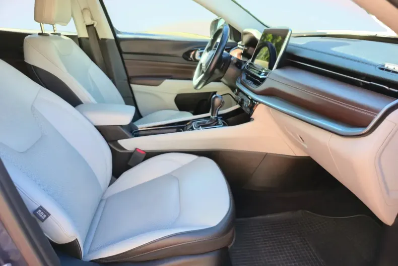 Jeep Compass din 2022 cu 85.000 km - oferta JEE196464 - foto 9