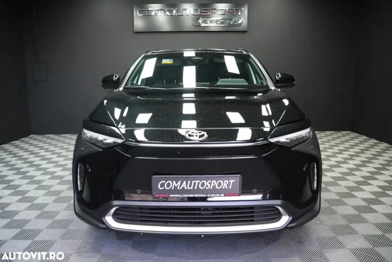 Toyota bZ4X din 2023 cu 49.500 km - oferta TOY196467 - foto 2