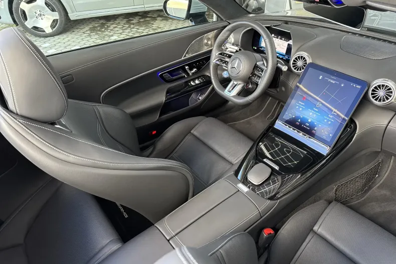 Mercedes-Benz SL 43 AMG (Clasa SL) din 2023 cu 5.770 km - oferta MER196472 - foto 6