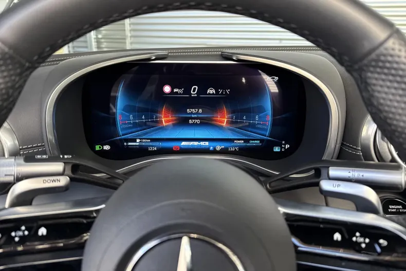 Mercedes-Benz SL 43 AMG (Clasa SL) din 2023 cu 5.770 km - oferta MER196472 - foto 13