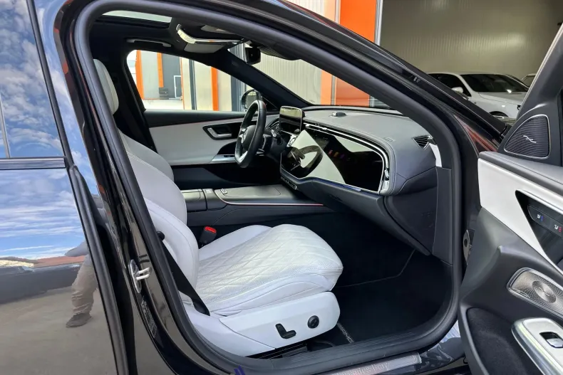 Mercedes-Benz E din 2024 cu 24.292 km - oferta MER196480 - foto 13