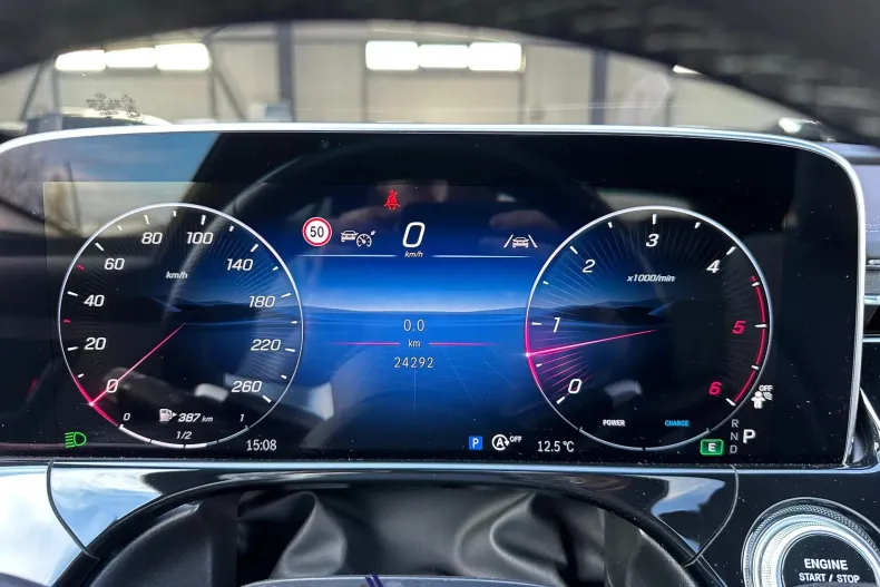 Mercedes-Benz E din 2024 cu 24.292 km - oferta MER196480 - foto 25