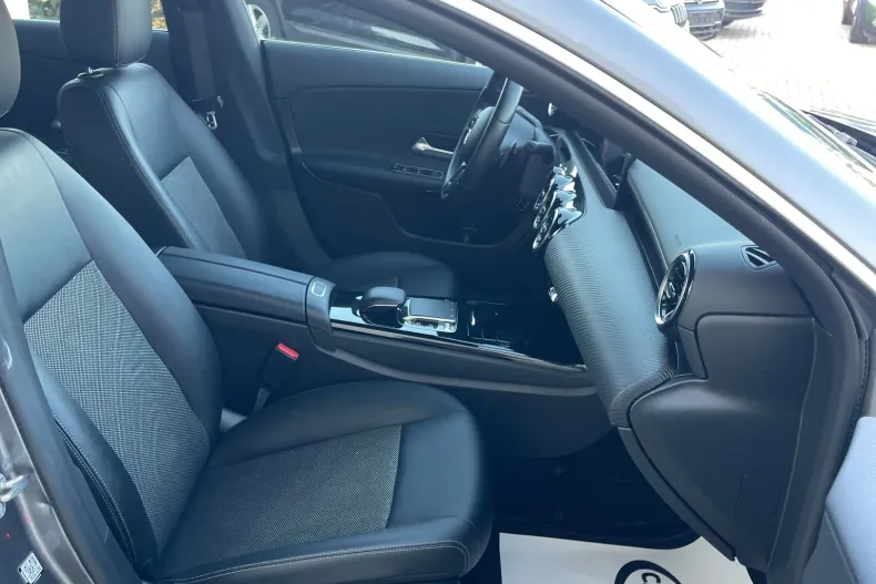 Mercedes-Benz CLA (Clasa CLA) din 2020 cu 99.000 km - oferta MER196481 - foto 24