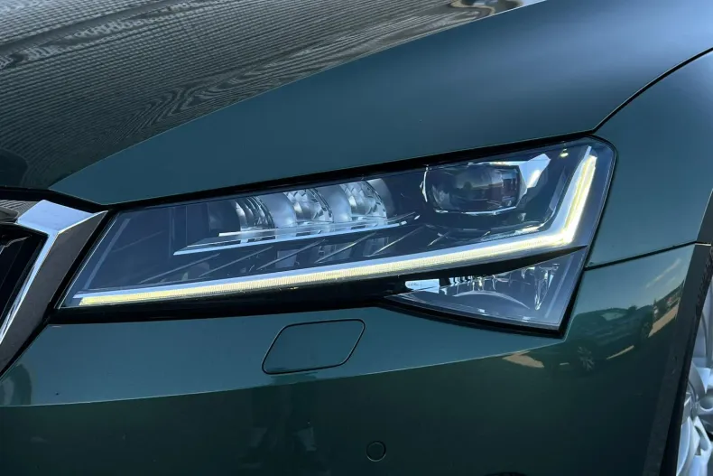 Skoda Superb din 2021 cu 97.096 km - oferta SKO196484 - foto 9